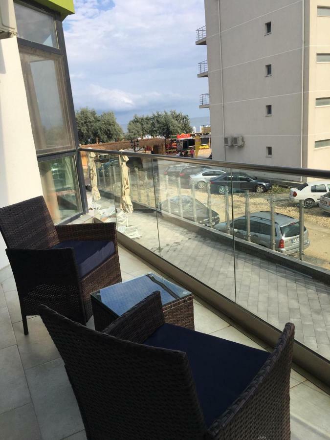 Umi Apartment Alezzi Resort Navodari Exterior photo